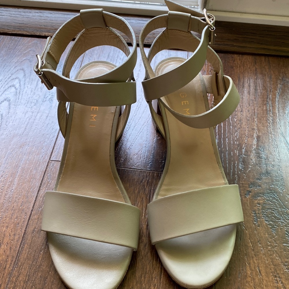 M Gemi taupe leather strap sandals